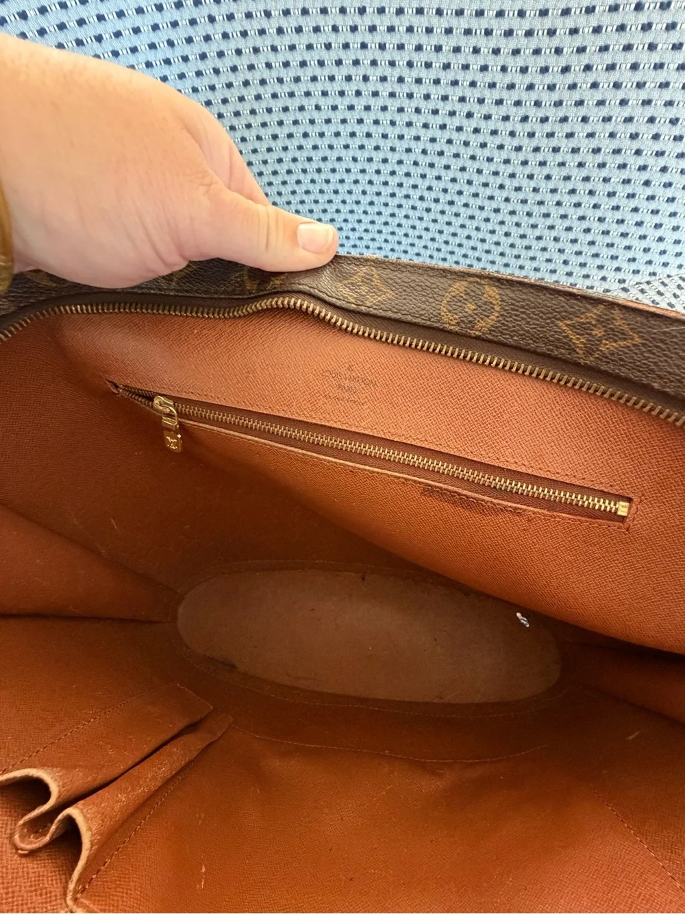 Louis Vuitton authentic louis